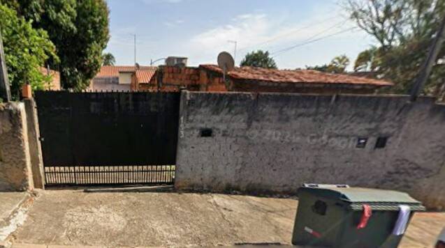 #358 - Casa de Rua para Venda em Campinas - SP