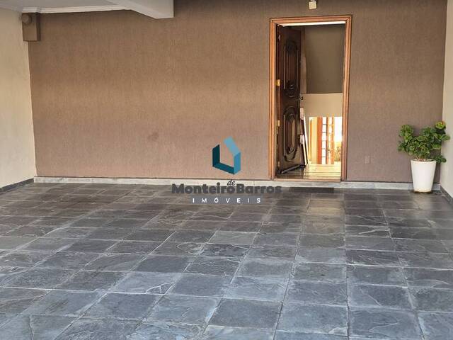 #347 - Casa de Rua para Temporada em Campinas - SP