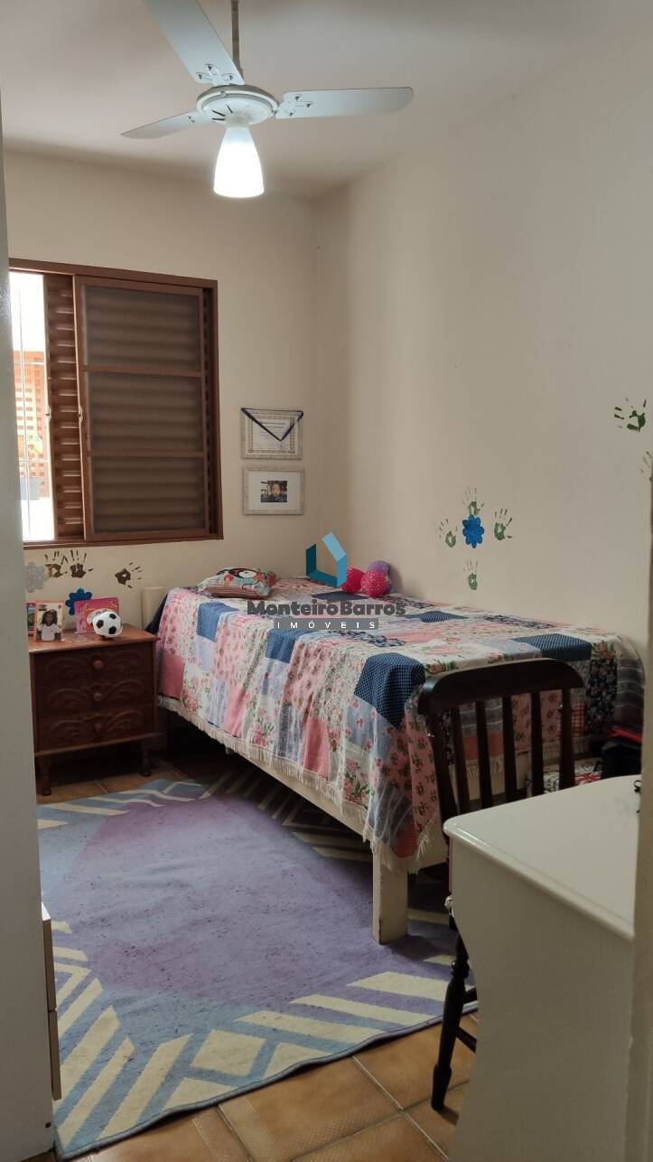 Casa para alugar com 5 quartos, 120m² - Foto 6
