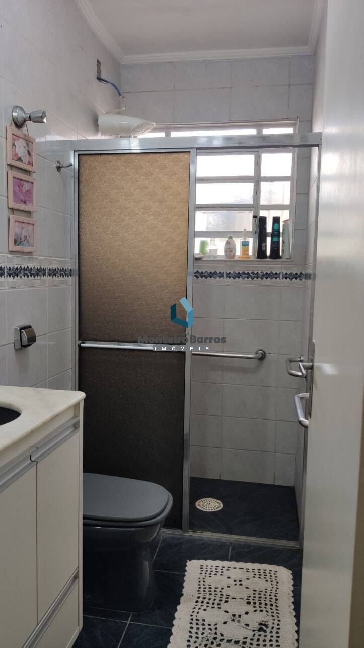 Casa para alugar com 5 quartos, 120m² - Foto 9