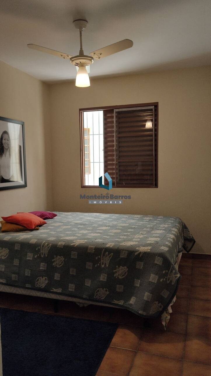 Casa para alugar com 5 quartos, 120m² - Foto 11