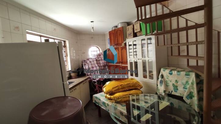 Casa para alugar com 5 quartos, 120m² - Foto 28