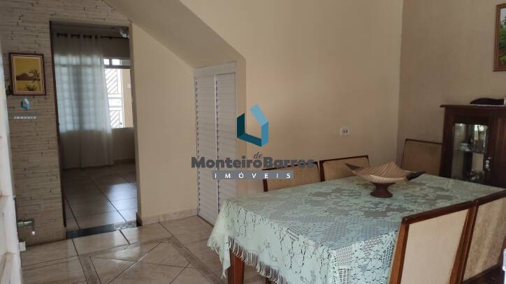 Casa, 3 quartos, 235 m² - Foto 9