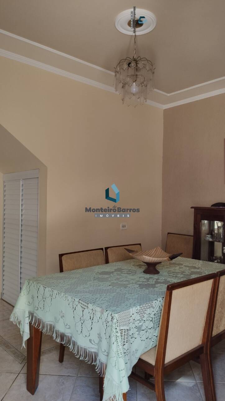 Casa, 3 quartos, 235 m² - Foto 19