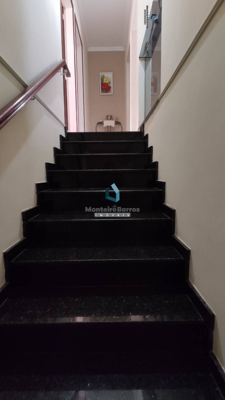 Casa, 3 quartos, 235 m² - Foto 6