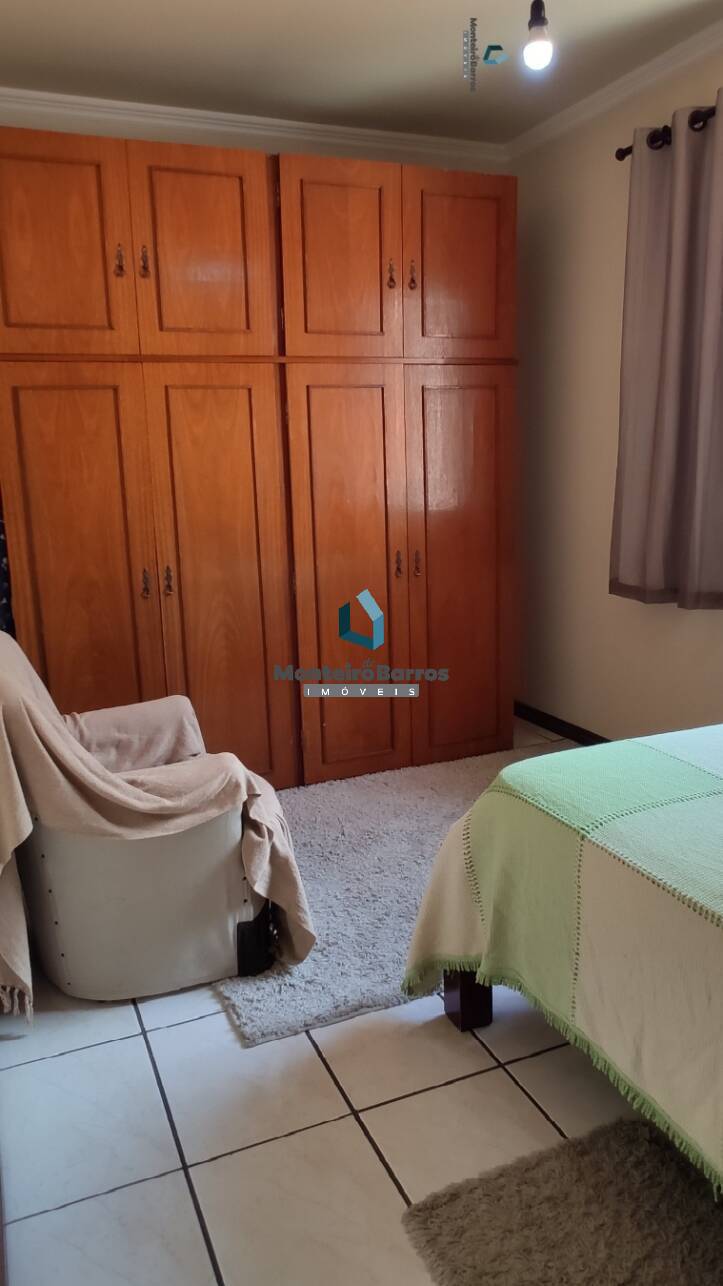 Casa, 3 quartos, 235 m² - Foto 24