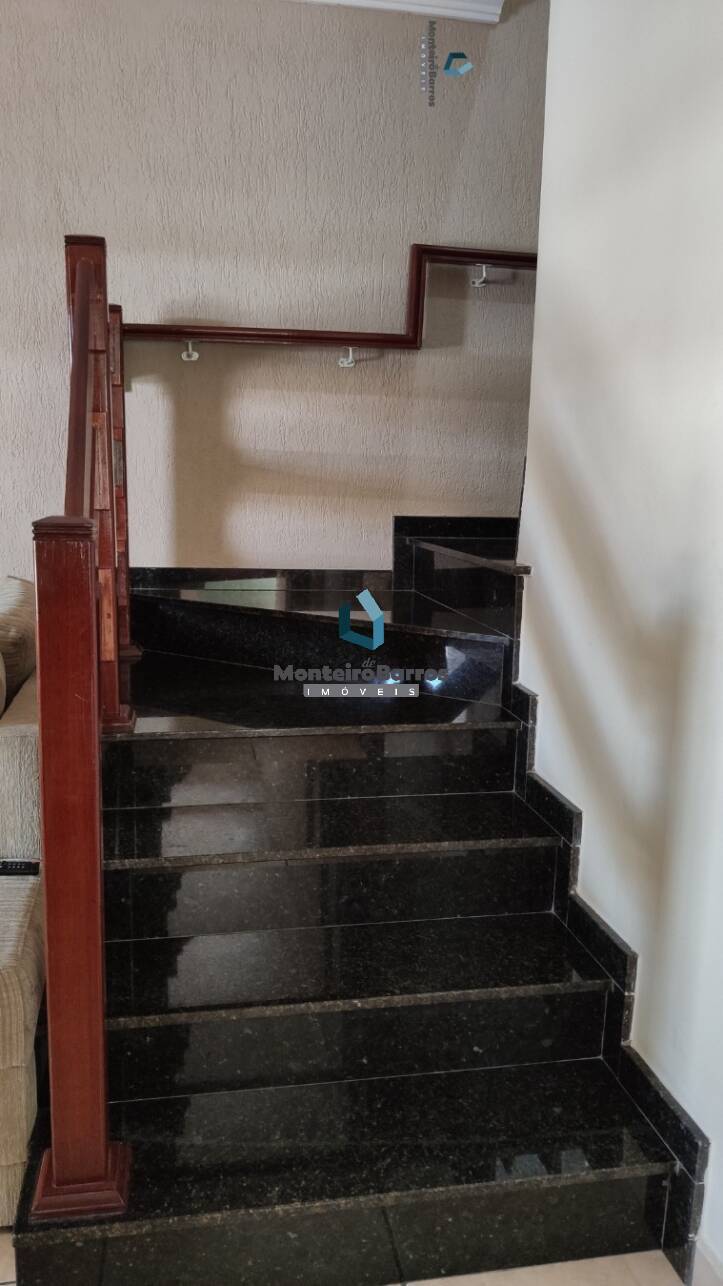 Casa, 3 quartos, 235 m² - Foto 5