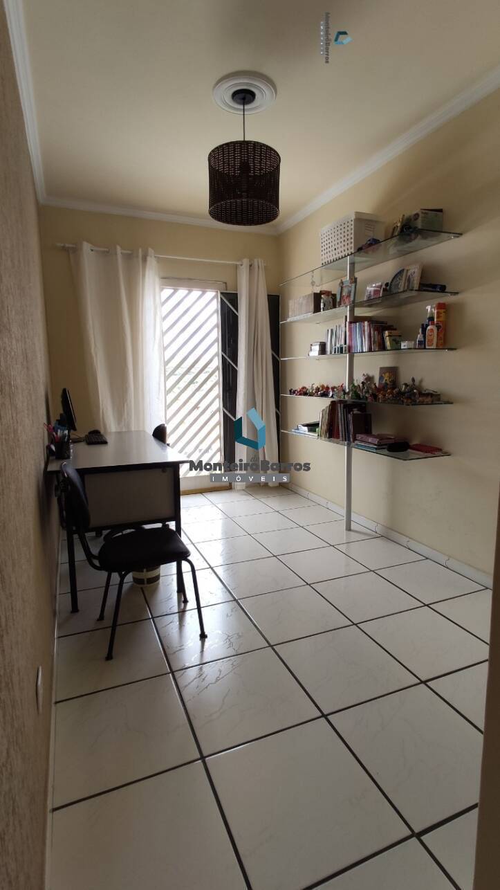 Casa, 3 quartos, 235 m² - Foto 32