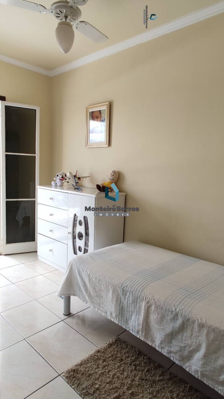 Casa, 3 quartos, 235 m² - Foto 34