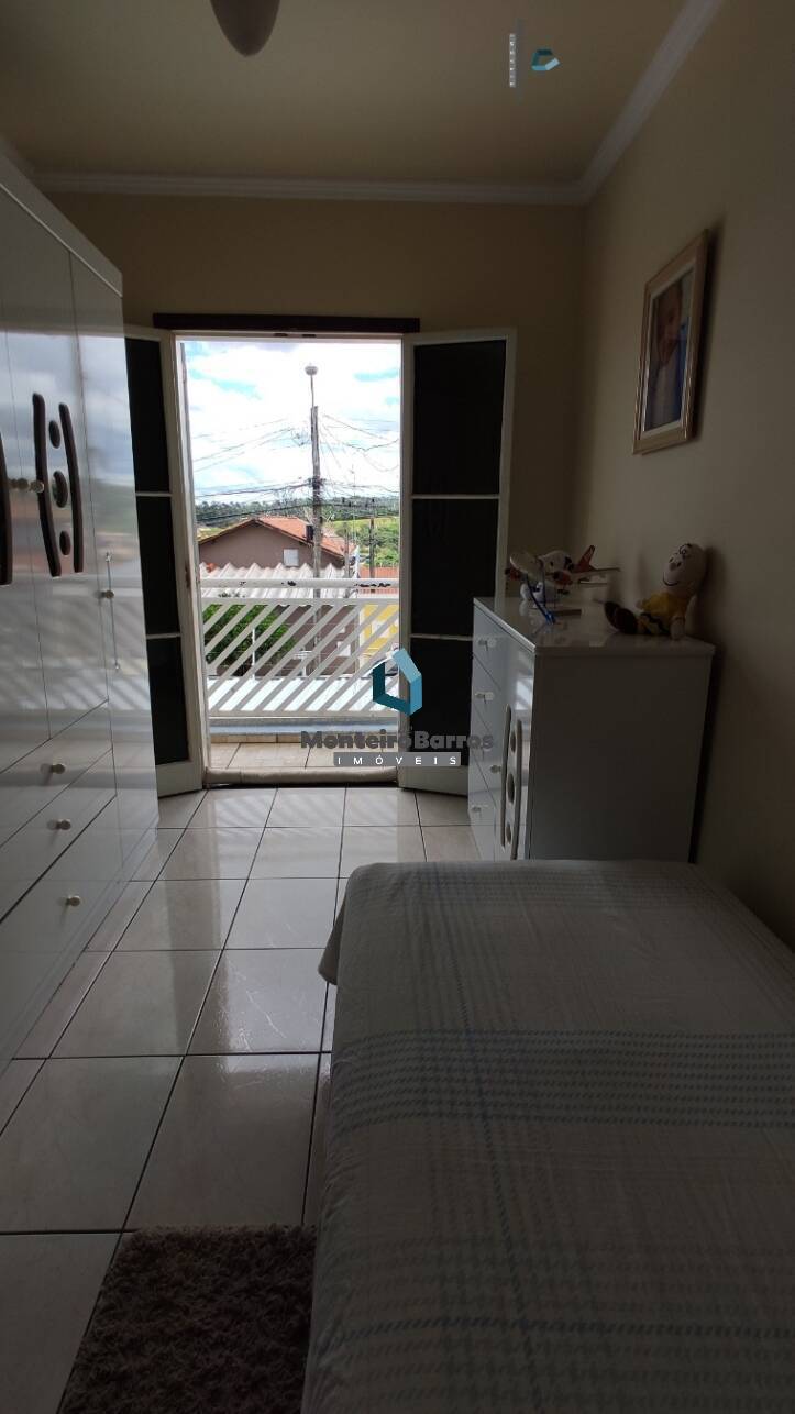 Casa, 3 quartos, 235 m² - Foto 36