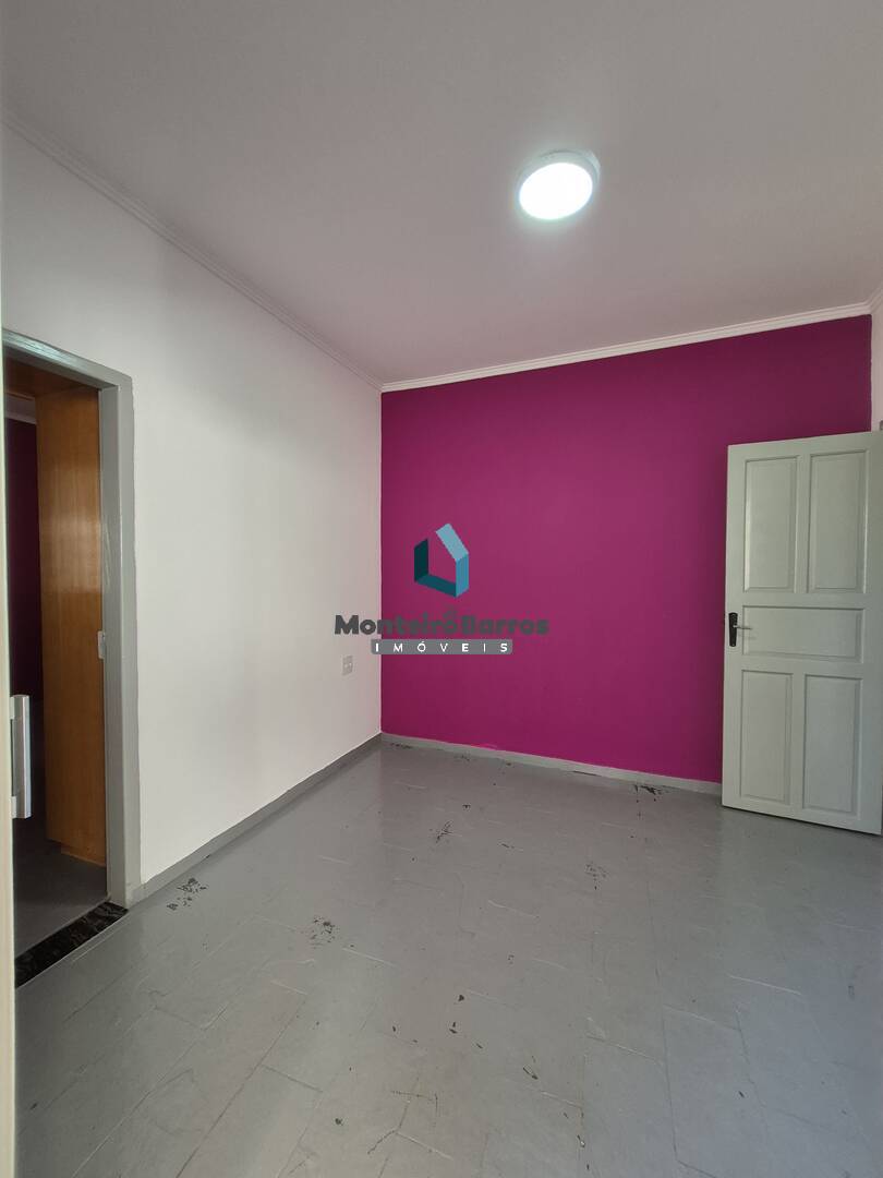 Casa para alugar com 1 quarto, 40m² - Foto 16