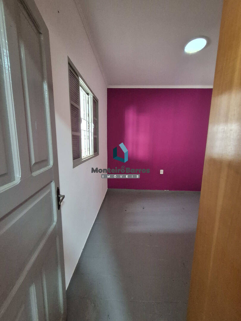 Casa para alugar com 1 quarto, 40m² - Foto 17