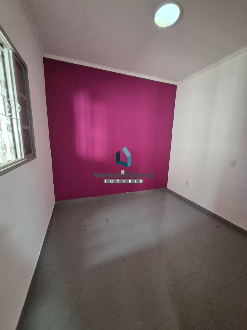 Casa para alugar com 1 quarto, 40m² - Foto 18