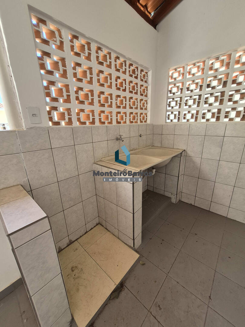 Casa para alugar com 1 quarto, 40m² - Foto 22