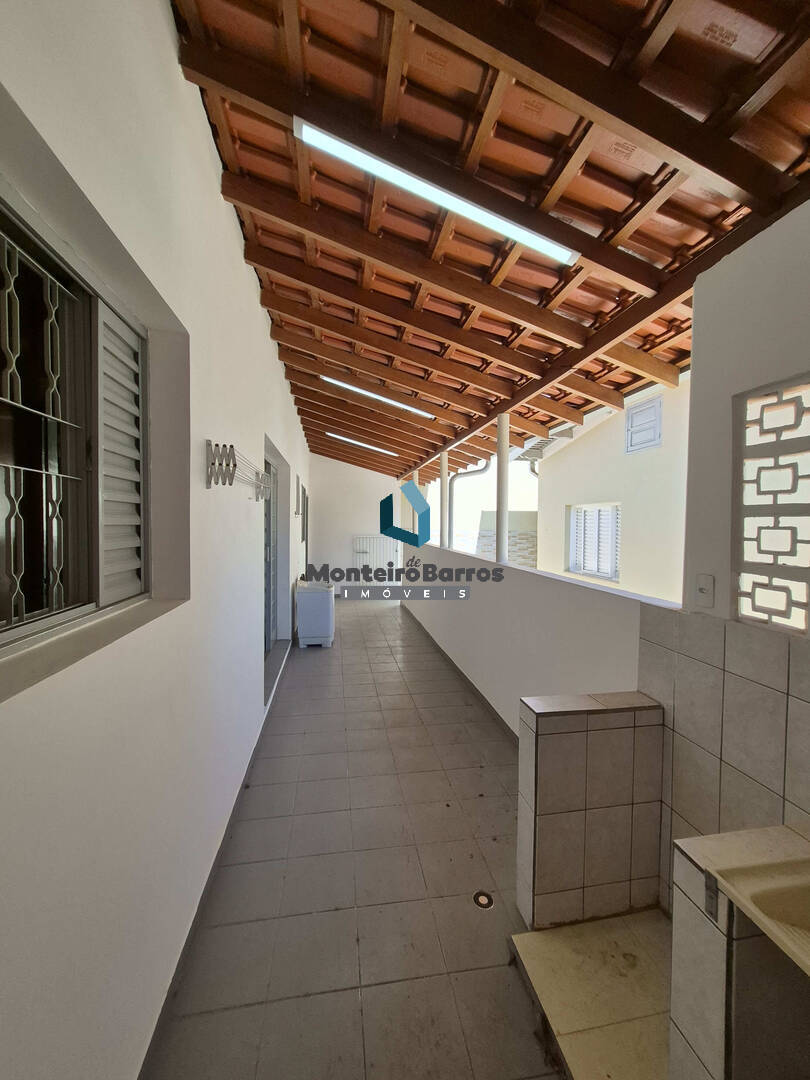 Casa para alugar com 1 quarto, 40m² - Foto 24