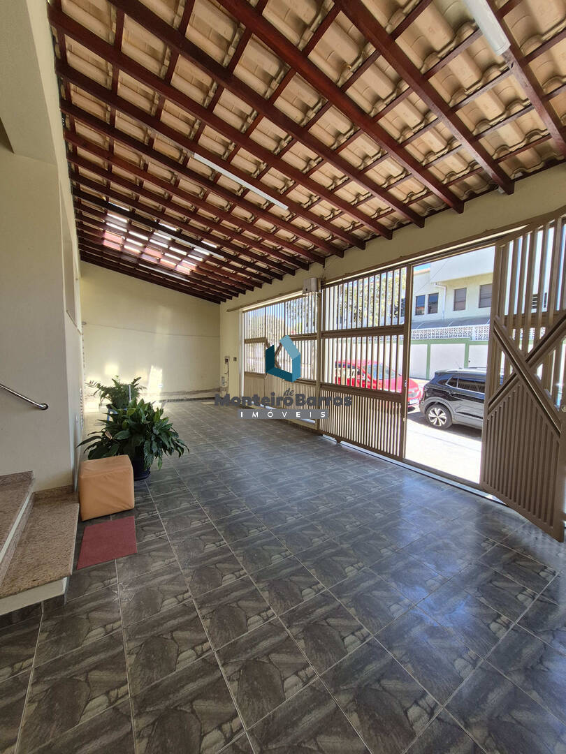 Casa para alugar com 1 quarto, 40m² - Foto 25