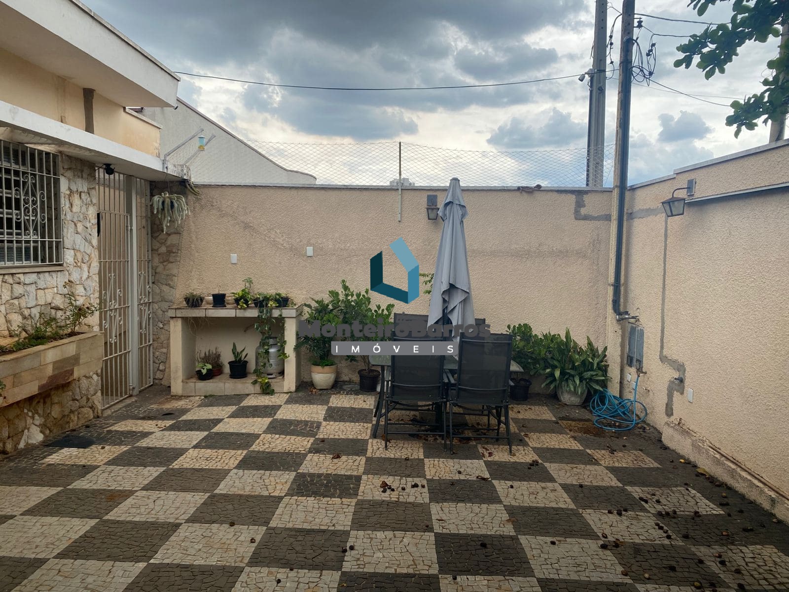 Casa para alugar com 3 quartos, 258m² - Foto 7