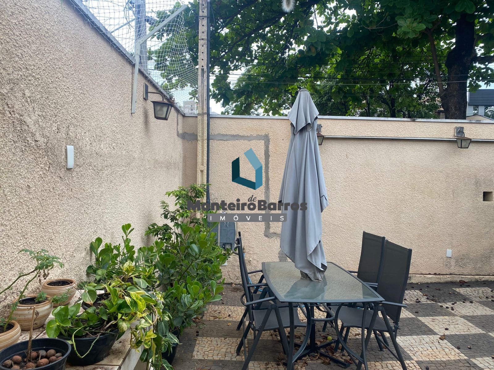 Casa para alugar com 3 quartos, 258m² - Foto 12