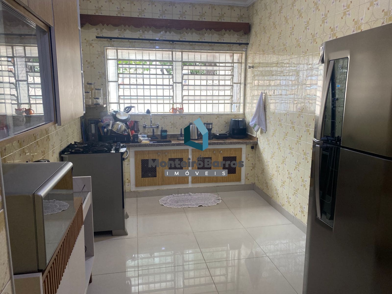 Casa para alugar com 3 quartos, 258m² - Foto 18