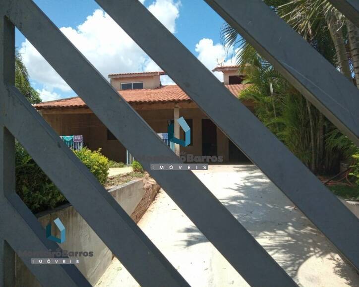 Casa à venda com 3 quartos, 300m² - Foto 9
