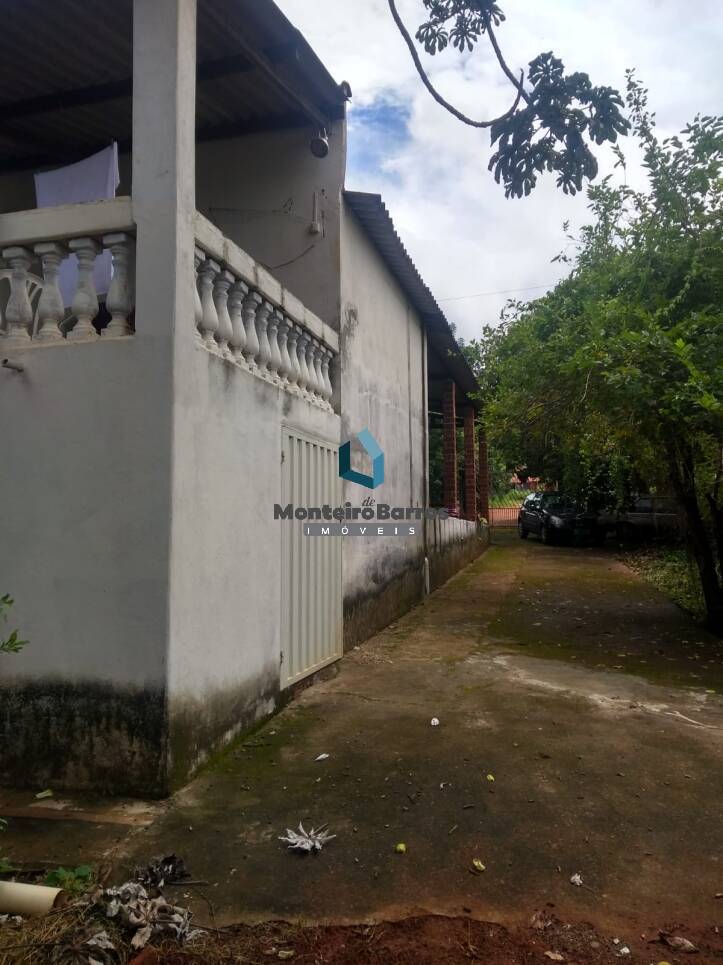 Chácara à venda com 3 quartos, 2000m² - Foto 2